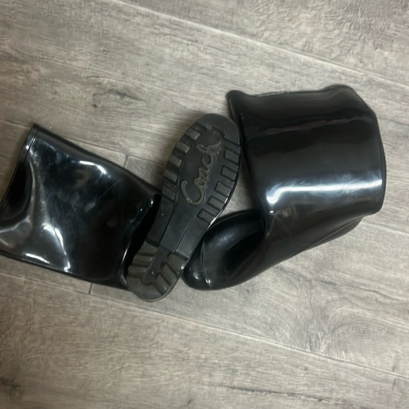 Coach rain boots size 6 all black - Picture 1 of 2